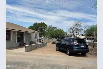 3117 W Roma Avenue, Phoenix, AZ 85017 - Photo 2