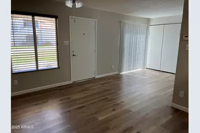 4730 W Northern Avenue #1170, Glendale, AZ 85301 - Photo 2