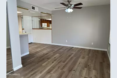 4730 W Northern Avenue #1170, Glendale, AZ 85301 - Photo 4