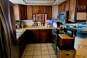 2142 W Kerry Ln, Phoenix, AZ 85027 - Photo 10