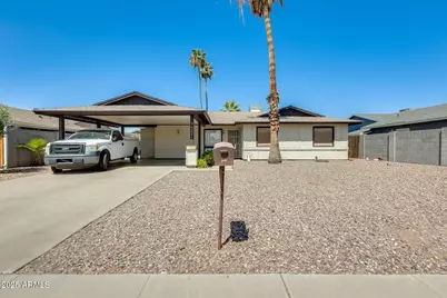 9622 N 65th Drive, Glendale, AZ 85302 - Photo 1