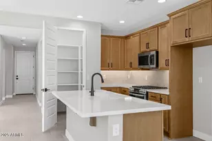 18108 W Hiddenview Dr, Goodyear, AZ 85338 - Photo 6