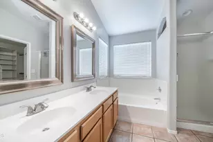 25841 N 66th Dr, Phoenix, AZ 85083 - Photo 18