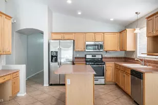 25841 N 66th Dr, Phoenix, AZ 85083 - Photo 8