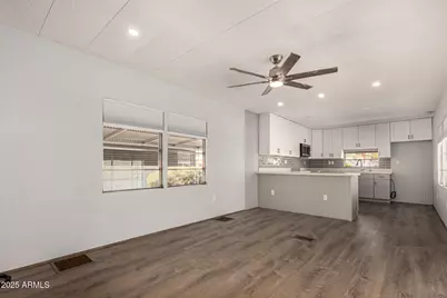10401 N Cave Creek, Phoenix, AZ 85020 - Photo 1