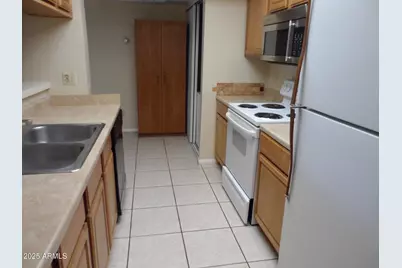 9340 N 92nd Street #117, Scottsdale, AZ 85258 - Photo 4