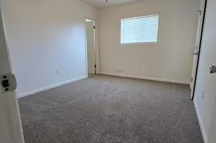 2230 E Beverly Ln, Phoenix, AZ 85022 - Photo 12