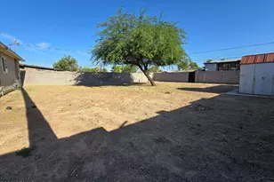 2230 E Beverly Ln, Phoenix, AZ 85022 - Photo 24