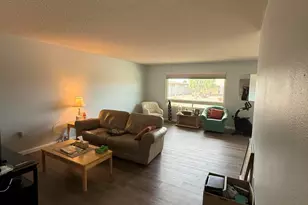 9445 W Rolling Hills Dr, Sun City, AZ 85351 - Photo 2