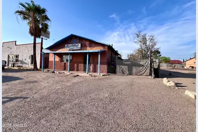 512 W Frontier Street, Eloy, AZ 85131 - Photo 1