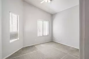 950 S Tucana Ln, Gilbert, AZ 85296 - Photo 28