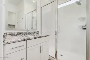 18926 W Desert Hls Dr, Surprise, AZ 85388 - Photo 16