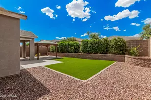 18926 W Desert Hls Dr, Surprise, AZ 85388 - Photo 34