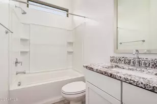 18926 W Desert Hls Dr, Surprise, AZ 85388 - Photo 20