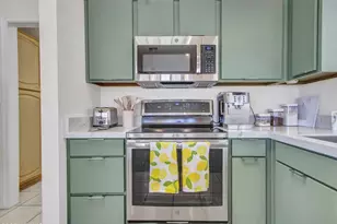 9343 W Escuda Dr, Peoria, AZ 85382 - Photo 10