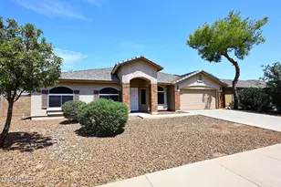 2163 S Tucana Ln, Gilbert, AZ 85295 - Photo 2