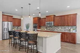 10510 E Sheffield Dr, Mesa, AZ 85212 - Photo 4