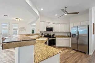 15221 N Clubgate Dr, Scottsdale, AZ 85254 - Photo 4