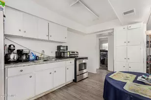 7931 W Earll Dr, Phoenix, AZ 85033 - Photo 14