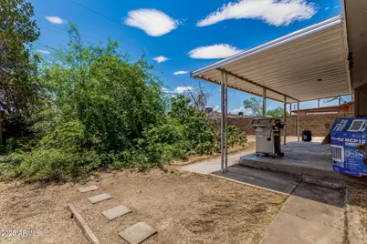 7931 W Earll Drive, Phoenix, AZ 85033 - Photo 30