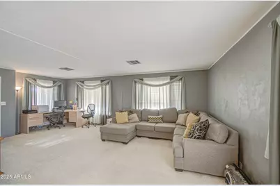 9639 E Sunland Avenue, Mesa, AZ 85208 - Photo 10