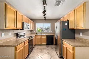 15351 W Port Royale Ln, Surprise, AZ 85379 - Photo 6