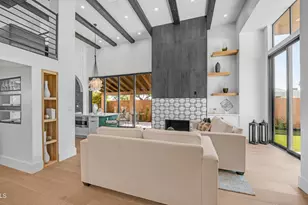 4434 E Camelback Rd, Phoenix, AZ 85018 - Photo 2