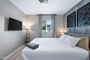 1648 E Mitchell Dr, Phoenix, AZ 85016 - Photo 46