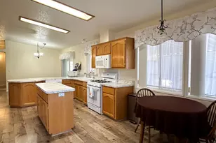 2054 N Thornton Rd, Casa Grande, AZ 85122 - Photo 10