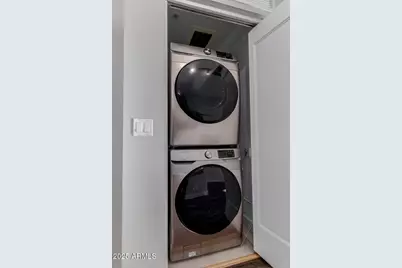 310 S 4th Street #1902, Phoenix, AZ 85004 - Photo 20