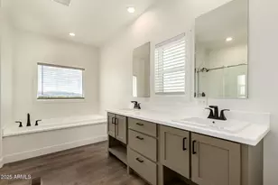 23069 W Milton Dr, Wittmann, AZ 85361 - Photo 14