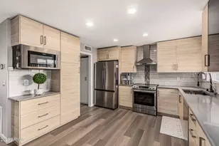 2873 E Fairmount Ave, Phoenix, AZ 85016 - Photo 1