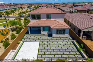 8773 W Medlock Dr, Glendale, AZ 85305 - Photo 2