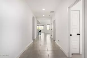 8773 W Medlock Dr, Glendale, AZ 85305 - Photo 8