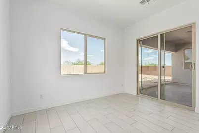 24075 N 171st Drive, Surprise, AZ 85387 - Photo 10