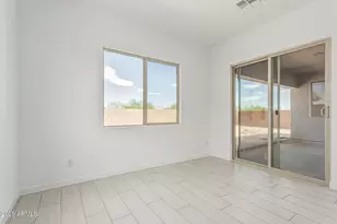 24075 N 171st Dr, Surprise, AZ 85387 - Photo 10