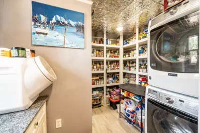 42897 N Pickett Corral Road, Seligman, AZ 86337 - Photo 30