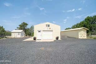 42897 N Pickett Corral Rd, Seligman, AZ 86337 - Photo 14