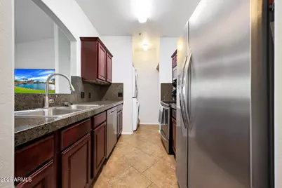 2950 W Louise Drive #207, Phoenix, AZ 85027 - Photo 8