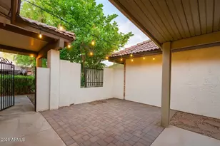12222 S Paiute St, Phoenix, AZ 85044 - Photo 2