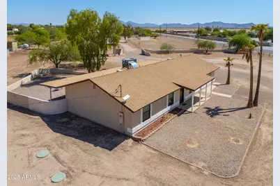 51089 W Julie Lane, Maricopa, AZ 85139 - Photo 40