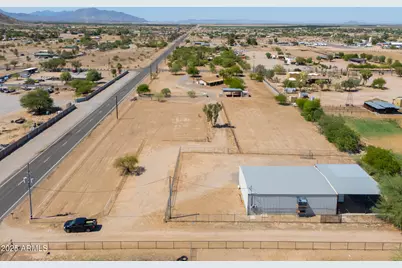 51089 W Julie Lane, Maricopa, AZ 85139 - Photo 68