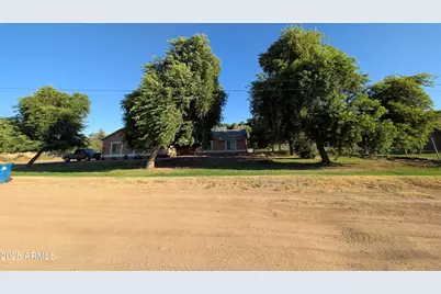 18145 E Cherry Hills Place, Queen Creek, AZ 85142 - Photo 2