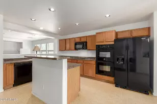 40368 W Peggy Ct, Maricopa, AZ 85138 - Photo 16