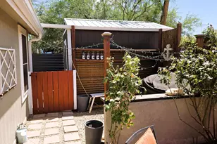 20435 E Wagon Wheel Circle, Black Canyon City, AZ 85324 - Photo 32