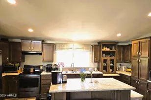 20435 E Wagon Wheel Circle, Black Canyon City, AZ 85324 - Photo 22