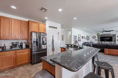 14653 W Banff Lane, Surprise, AZ 85379 - Photo 8