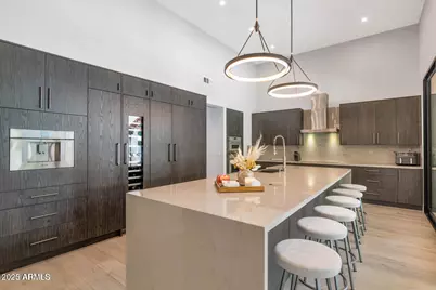 10508 N 97th Street, Scottsdale, AZ 85258 - Photo 1