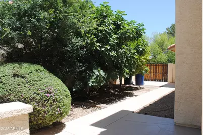 9276 S Myrtle Avenue, Tempe, AZ 85284 - Photo 28