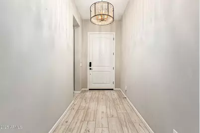 2831 E Los Gatos Drive, Phoenix, AZ 85050 - Photo 4